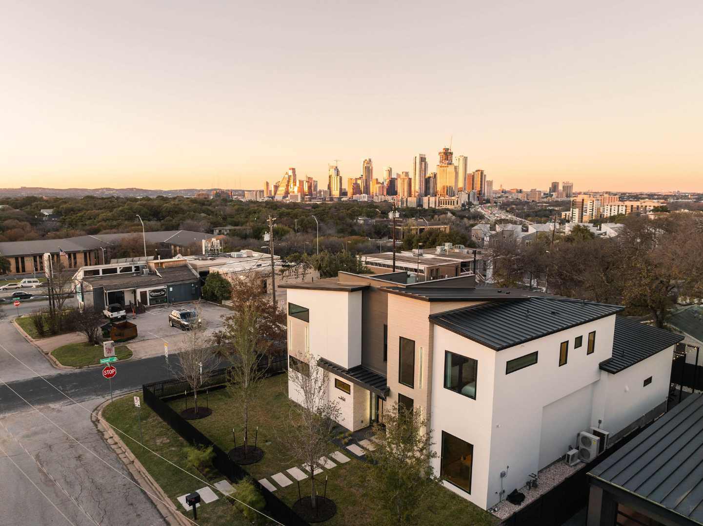 Luxury home with stunning downtown Austin skyline views. Austin, TX | CKN Homes